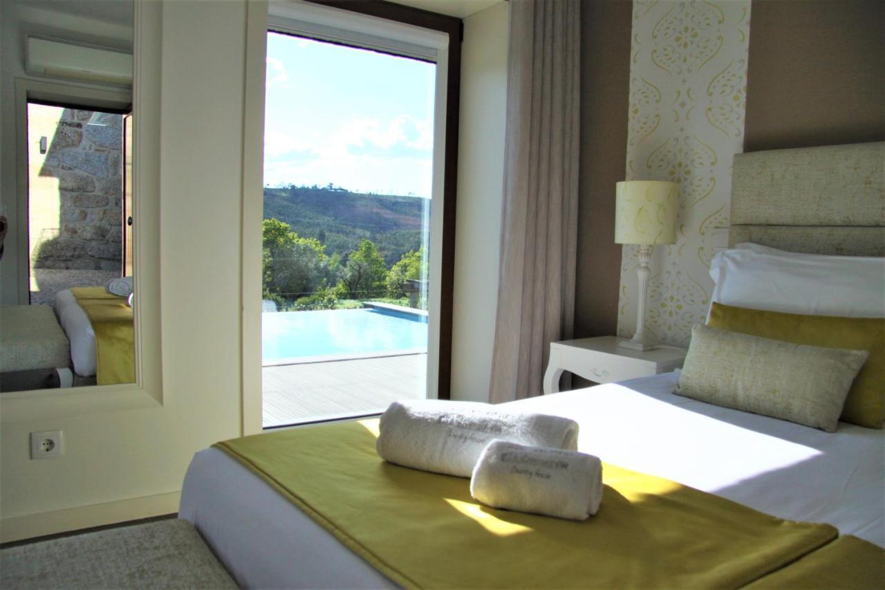 Casa Valxisto Guest House Penafiel Bagian luar foto